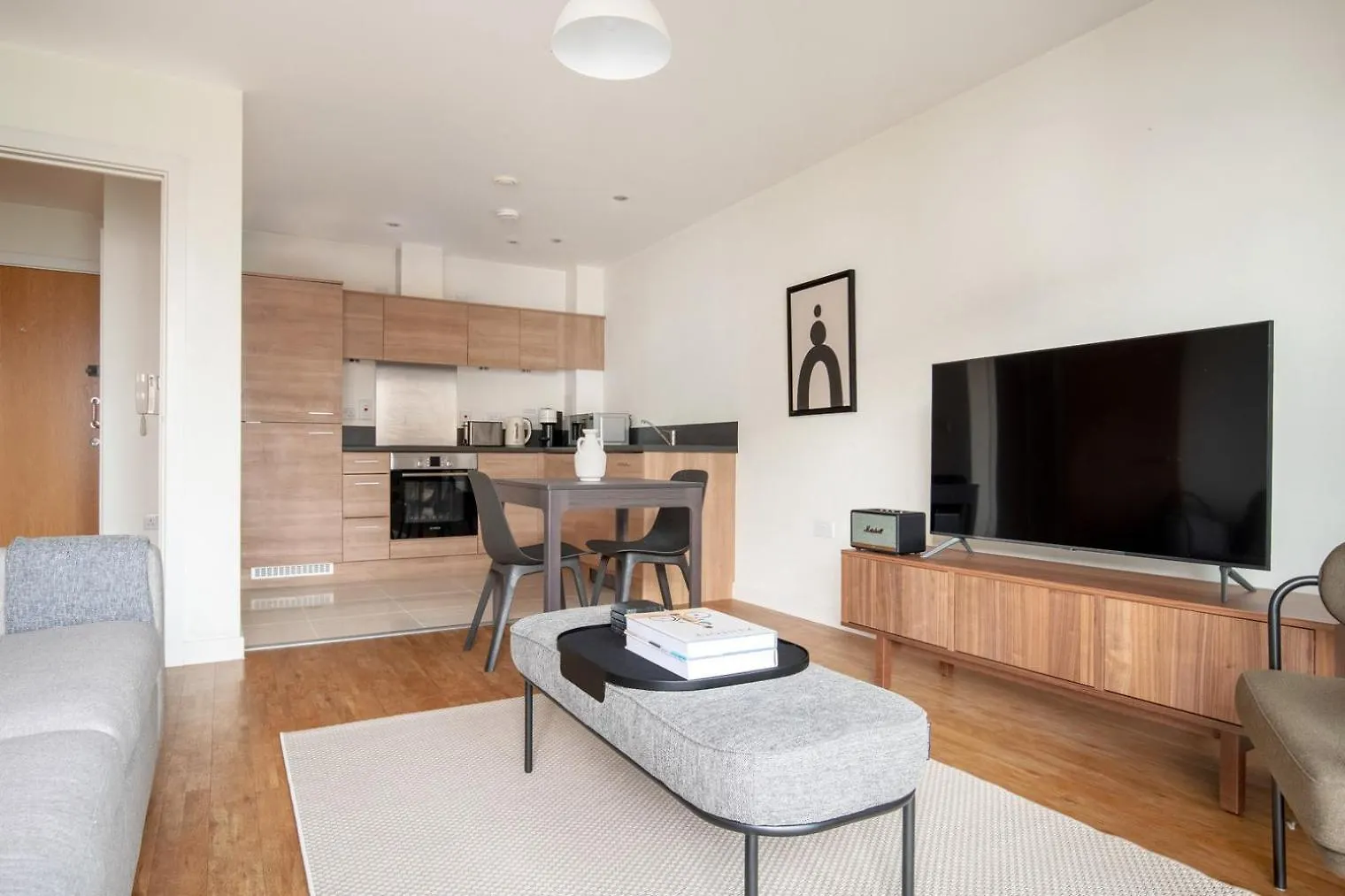 Blueground Limehouse Balcony Nr Tube Lon-227 Apartment London